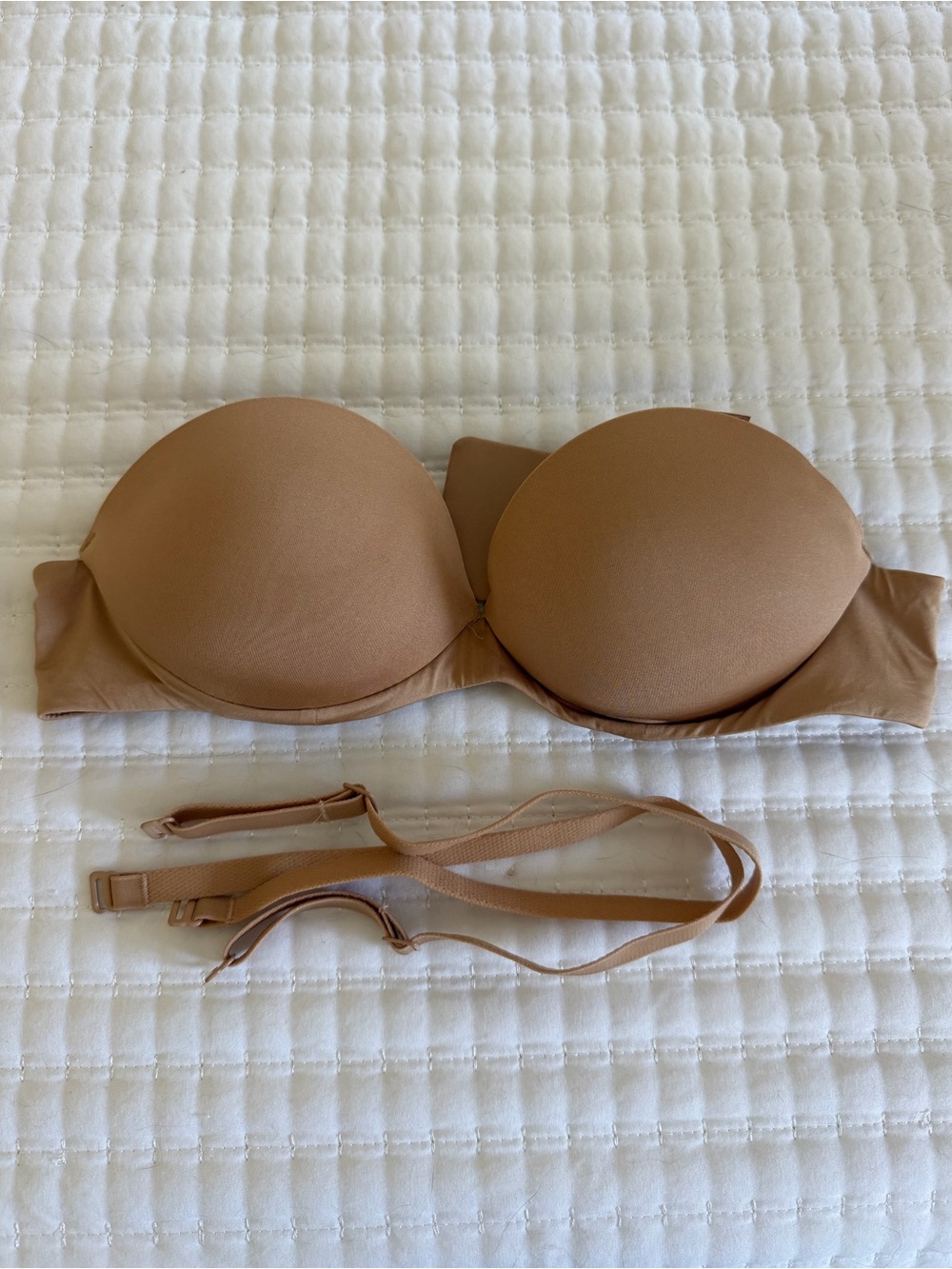 SKIMS Strapless Push-up Bra